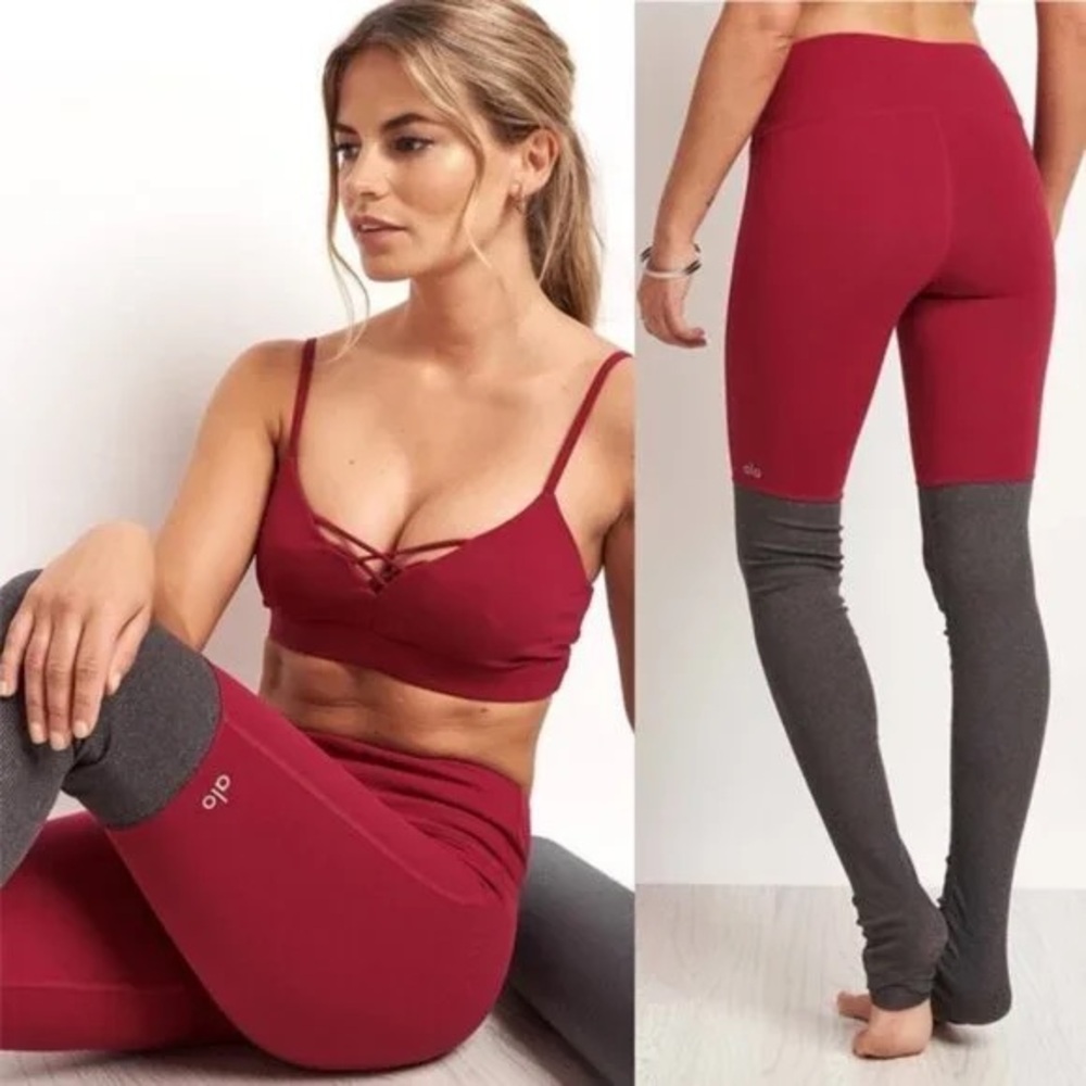 Alo Goddess Legging in Berry/Stormy Heather